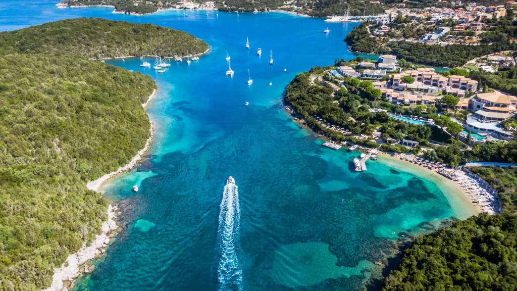 Parga boat sailing through the canal